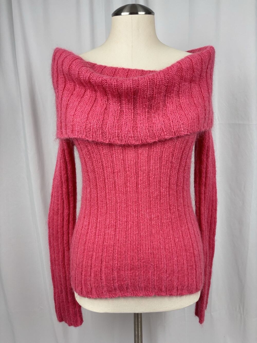 The Limited Women’s Size M Off The Shoulder Barbie Pink Sweater Whimsical Y2K